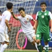  佛罗伦萨新援闪耀，意大利杯上演帽子戏法  