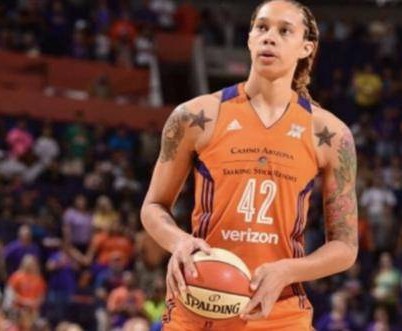  魔术师约翰逊入股WNBA，洛杉矶火花队估值暴涨  