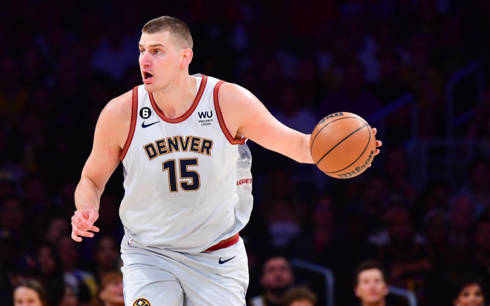  约基奇全能数据领衔掘金大胜森林狼登顶西部榜首